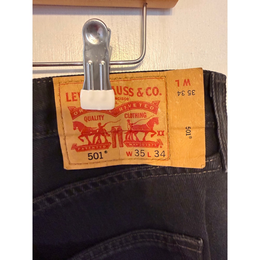 Levis 501 Original Fit Jeans Mens 35x34 Black Straight Leg Button Fly Denim - Picture 11 of 12